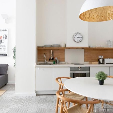 The Barcelona Centric Apt By Maison Pinata Екстер'єр фото