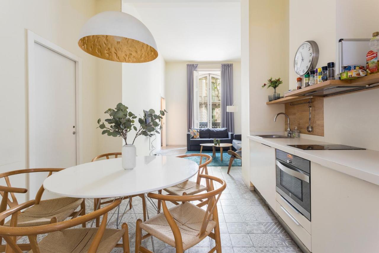 The Barcelona Centric Apt By Maison Pinata Екстер'єр фото
